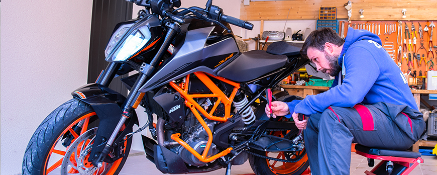 Comment réaliser l’entretien de sa moto avant la sortie de saison ?